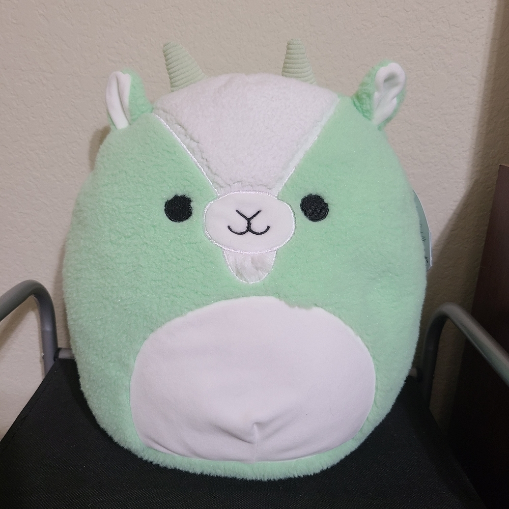 Fuzz A Mallows Palmer the Goat Squishmallows